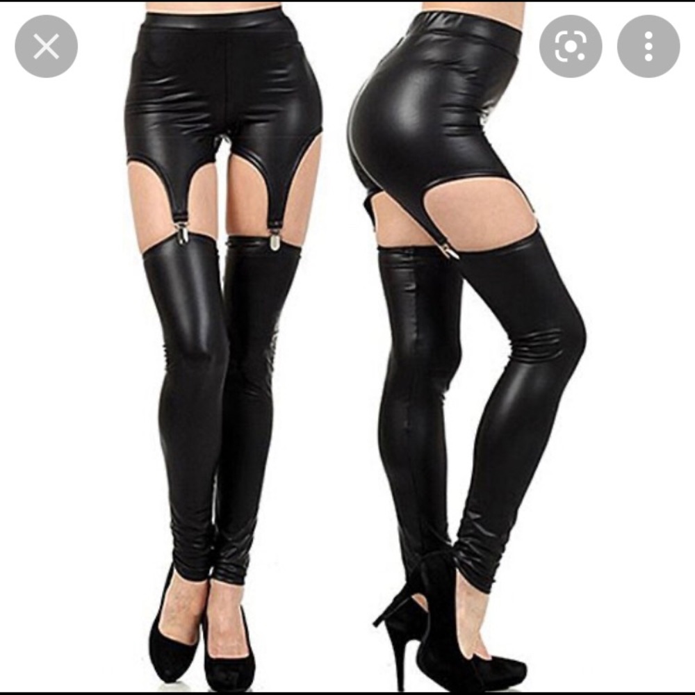 FAUX Leather Short Pant Garder Set NWOT